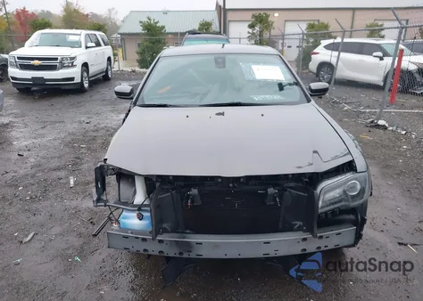 2022 Chrysler 300 S from USA, damaged, VIN 2C3CCABG1NH256420